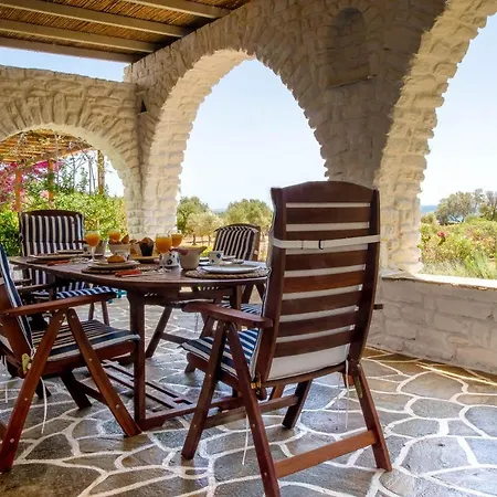 Calmea Seafront - Secluded Villa *