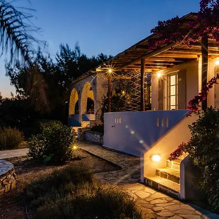 Calmea Seafront - Secluded *