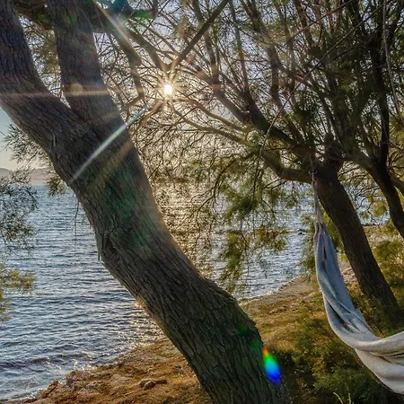 Calmea Seafront - Secluded Villa *