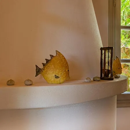 Calmea Seafront - Secluded Villa