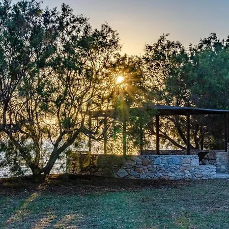 Calmea Seafront - Secluded Aliki (Paros)