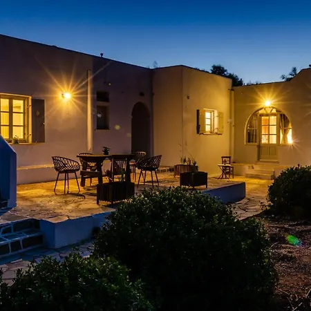 Calmea Seafront - Secluded Villa