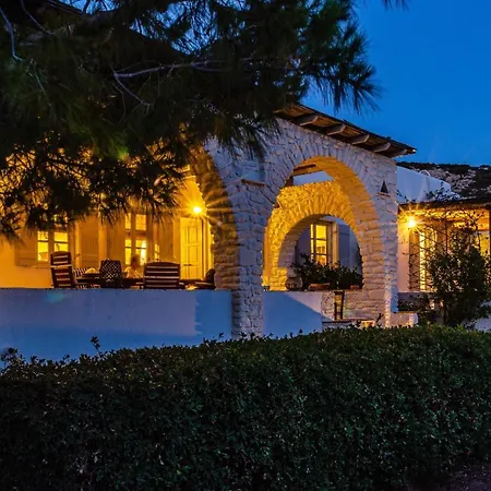 Calmea Seafront - Secluded Villa