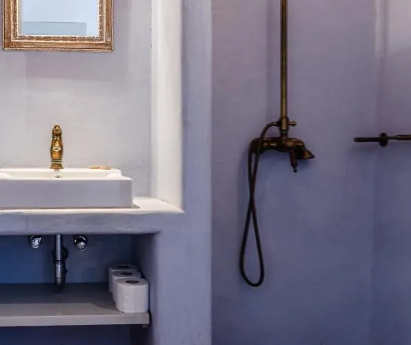 Villa Calmea Seafront - Secluded Alikí